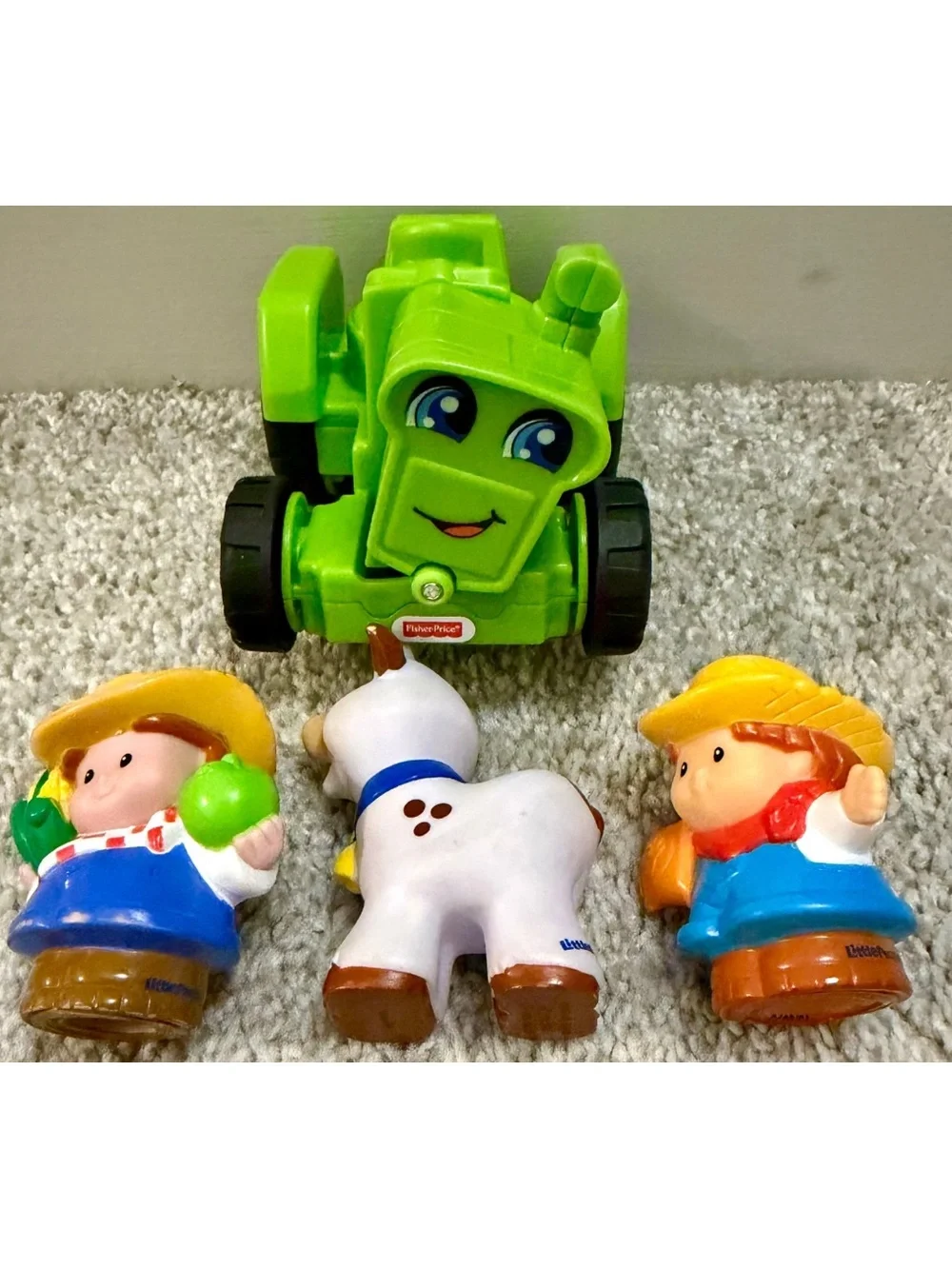 Fisher-Price Little People Helpful Harvester Tractor Farmer Jed Tessa Cow Lot